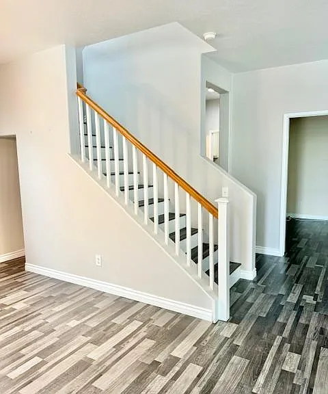 11904 Greenbluff Way — Photo 32