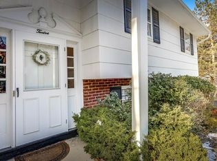 12 Caroll Dr, Suffern, NY 10901