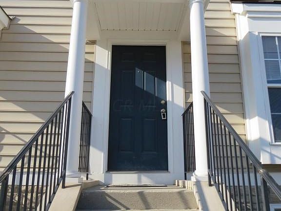 2nd image of 5305 Royal Arch Cascade Dr