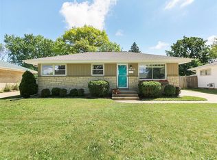 2868 S 104th St, West Allis, WI 53227