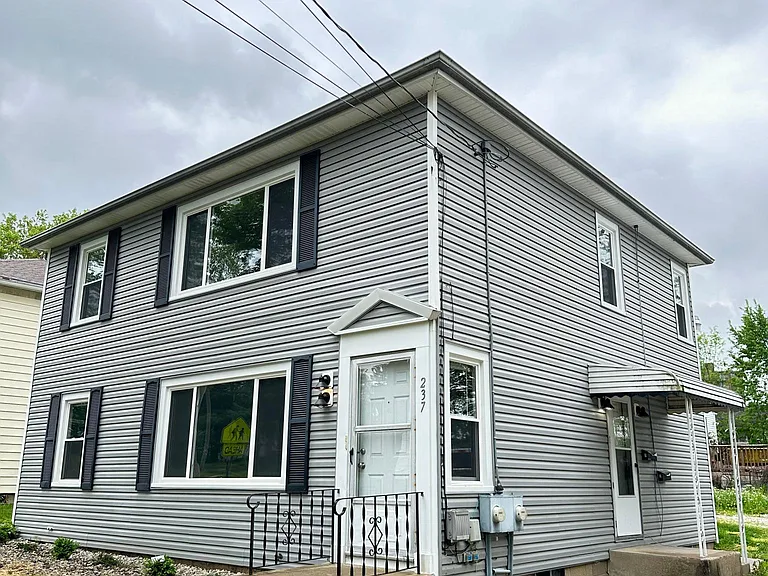 237 Chestnut Blvd #1 — Photo 4
