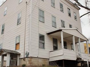 132 Prospect St, Chicopee, MA 01013