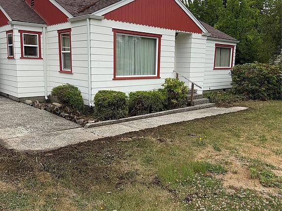 3rd image of 3845 Boston Harbor Road NE