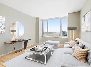 635 W 42nd St APT 32D, New York, NY
