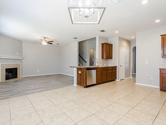 3rd image of 203 Arabian Rd