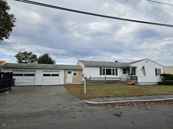 27 Campbell St, Methuen, MA 01844