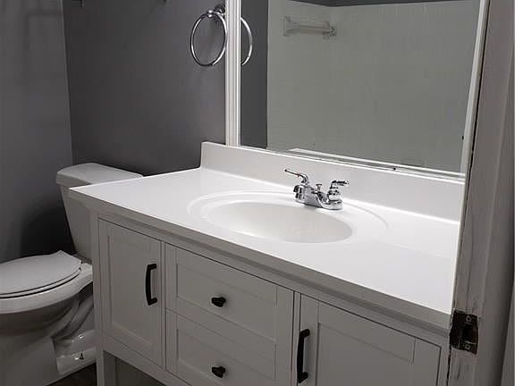 5th image of 9700 Cove Dr Unit G2