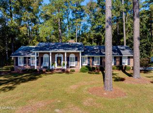 660 Bowen Rd, Harrells, NC 28444