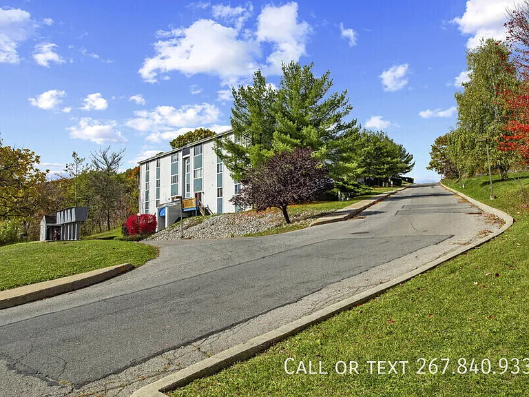 500 College Park Dr — Photo 30