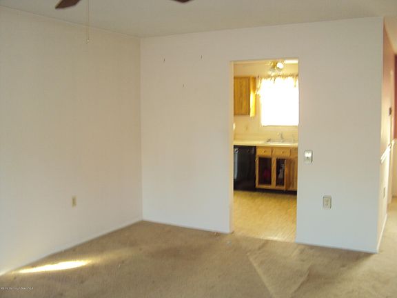 3rd image of 16 Eaton Lane