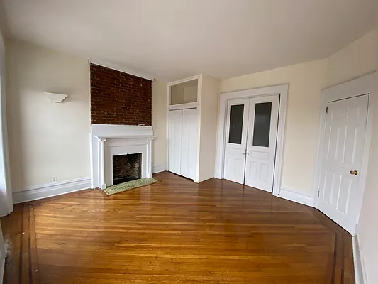 Rented by Compass | media 19