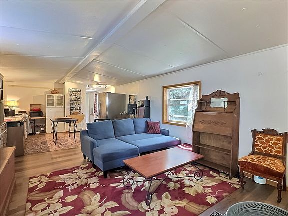 5th image of 2694 Ellicott Rd
