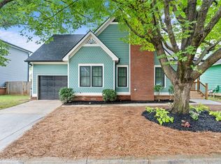 945 Oak St SW, Atlanta, GA 30310