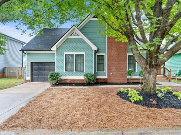 945 Oak St SW, Atlanta, GA 30310