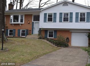 8709 Higdon Dr, Vienna, VA 22182