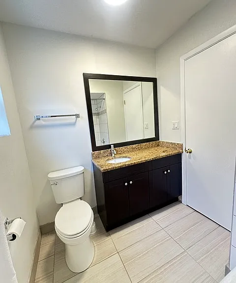 5439 N Normandy Ave — Photo 6
