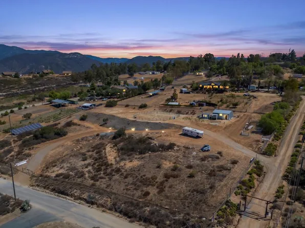 20801 N Burma Rd, Ramona, CA 92065