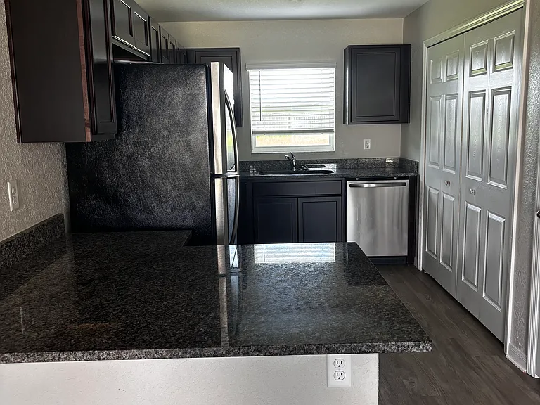 29 Walnut Run — Photo 3