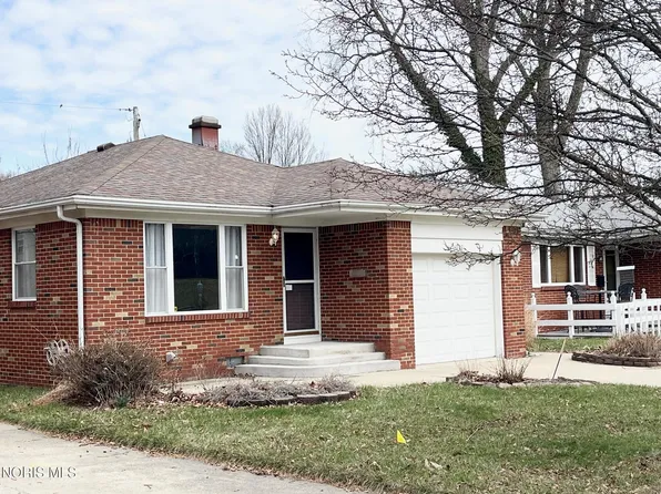 1922 Heatherdale Dr, Toledo, OH 43609