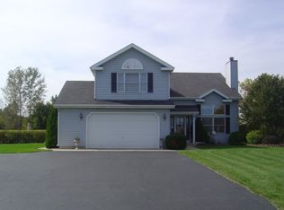 8217 Penny Ln, Richmond, IL