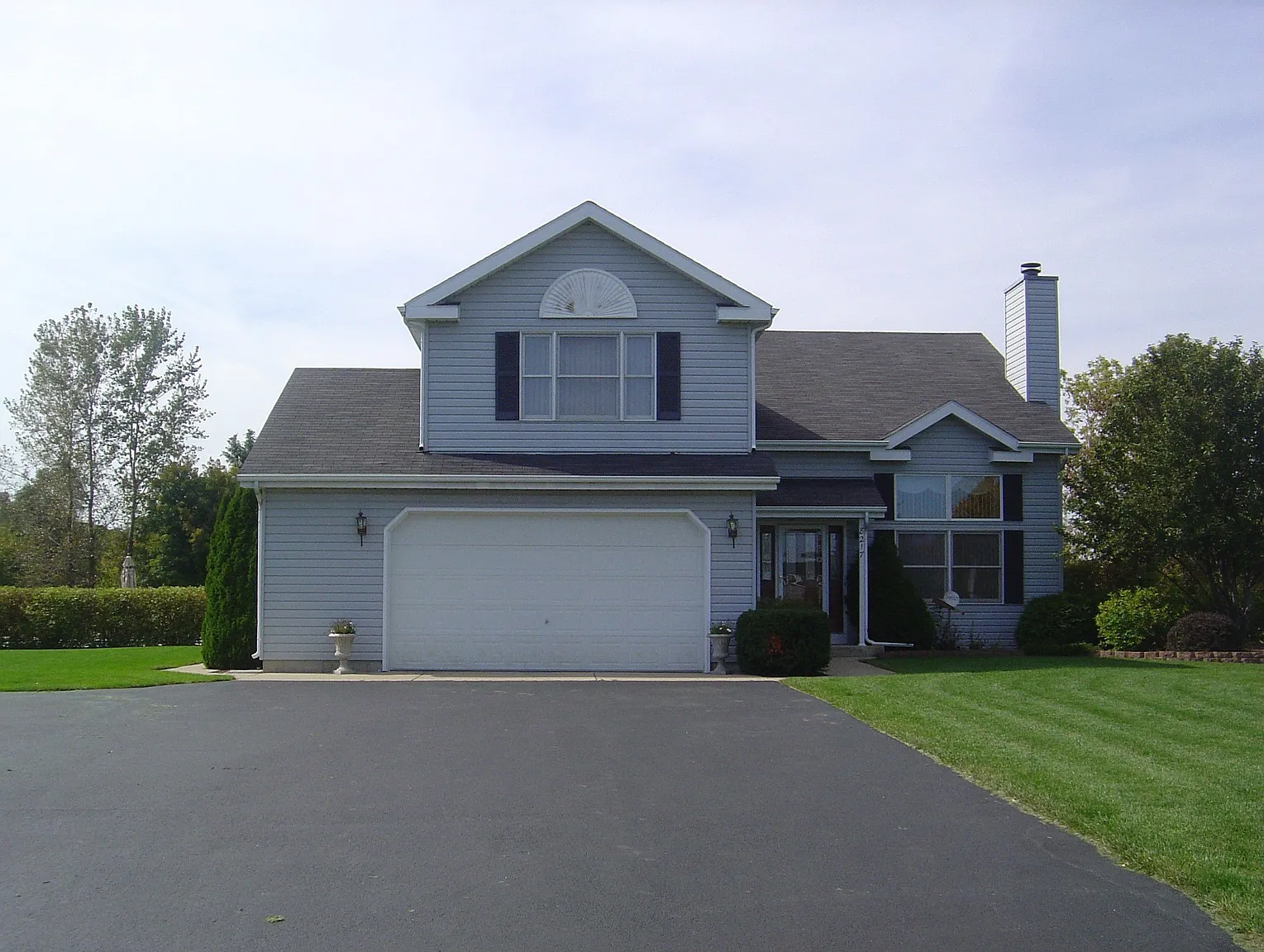 8217 Penny Ln photo 1