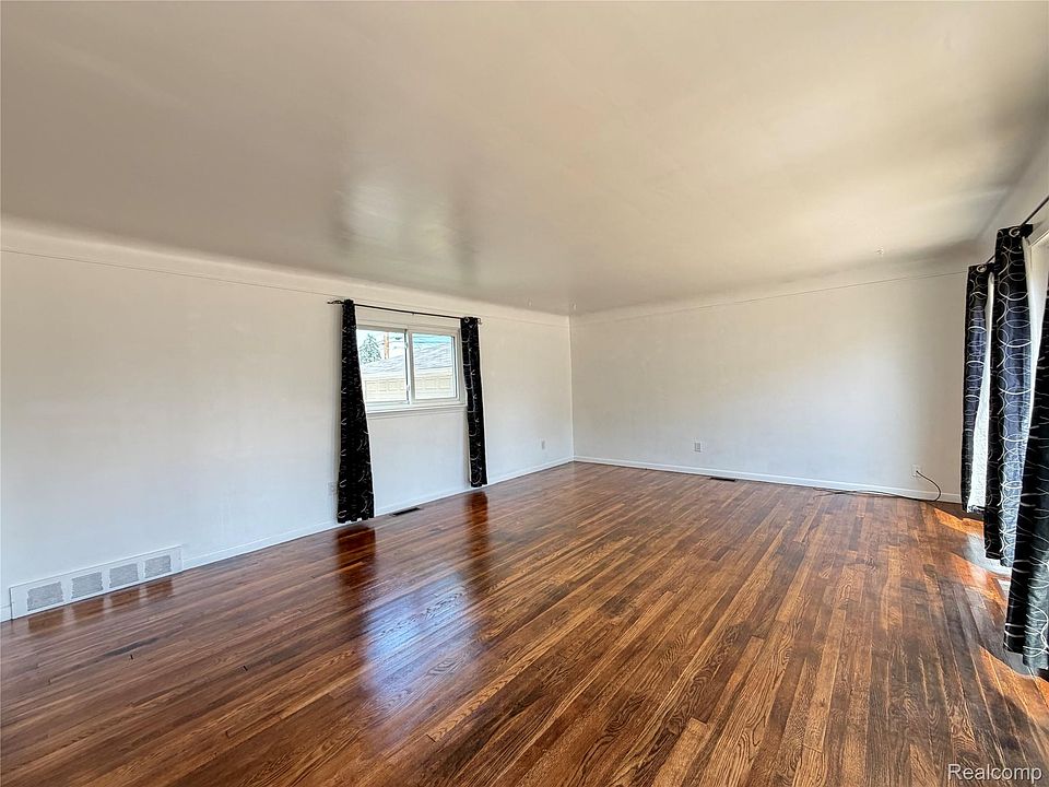 1861 Grange Rd, photo 6