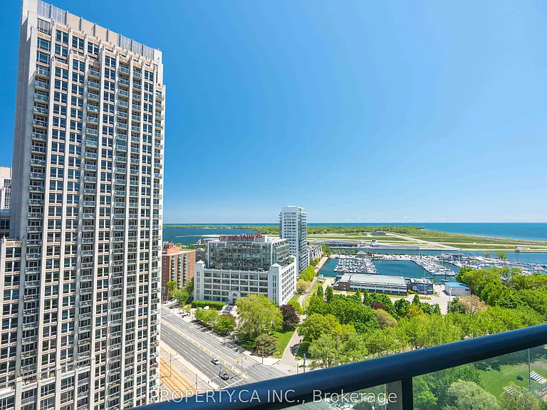 215 Fort York Blvd #2203 — Photo 13