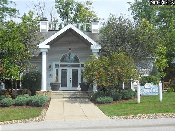 3rd image of 1609 Stoney Run Cir #1609
