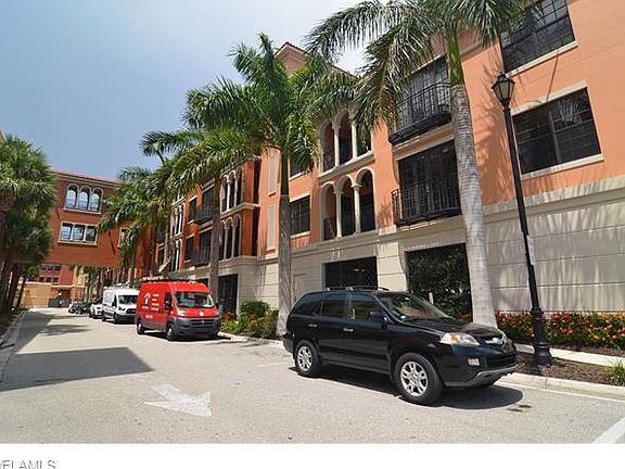 3rd image of 8010 Via Sardinia Way Unit 101