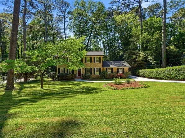 3056 Nottaway Ct, Atlanta, GA 30341