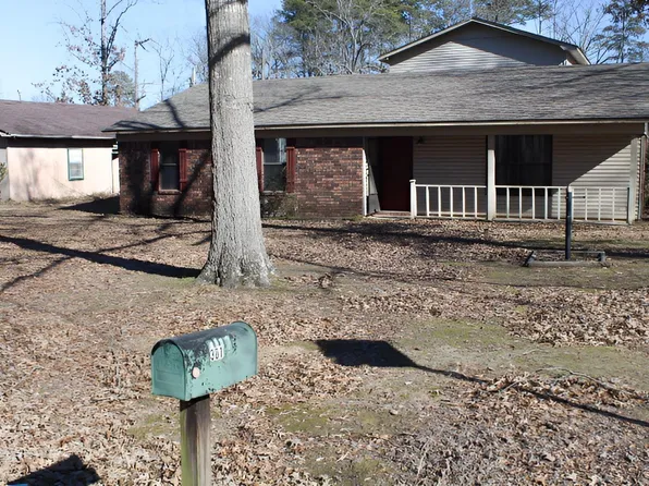 301 Betty St, White Hall, AR 71602
