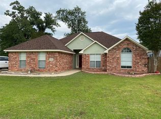 4909 Mulligan Cir, Shreveport, LA 71107