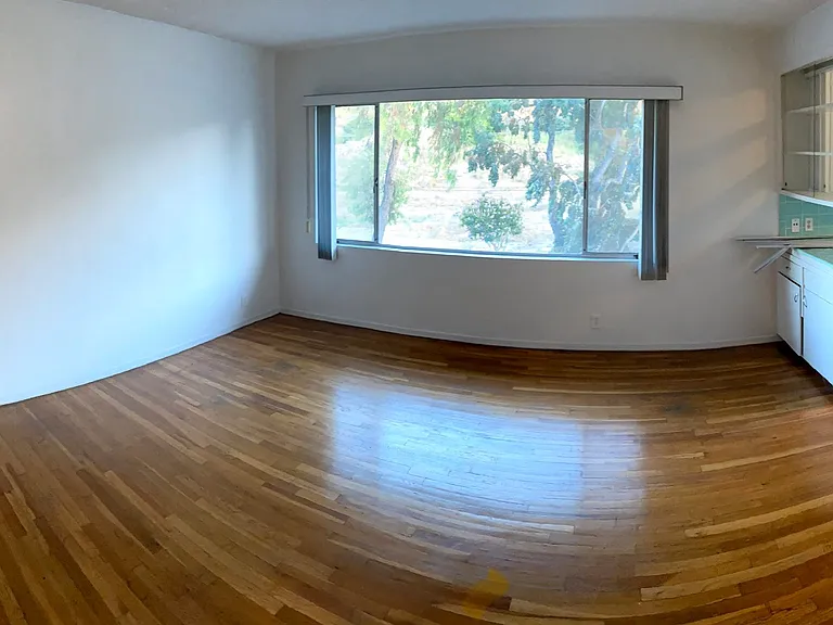 4335 Don Tomaso Dr #B — Photo 2
