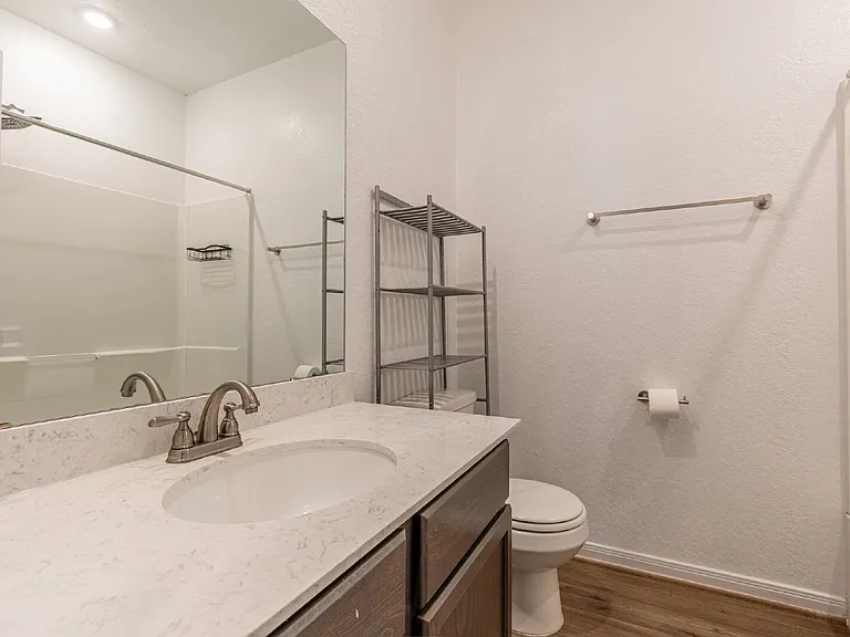 284 Ashley Loop — Photo 7