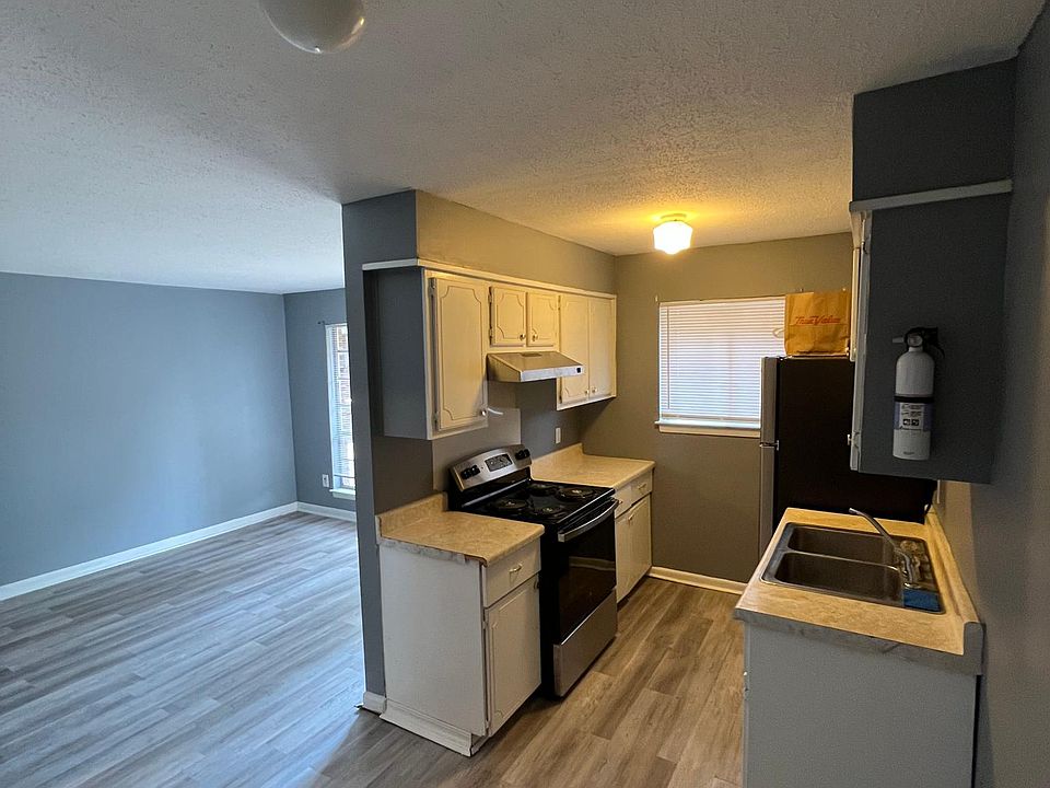 Kitchen, Dinning Room, and Living Room