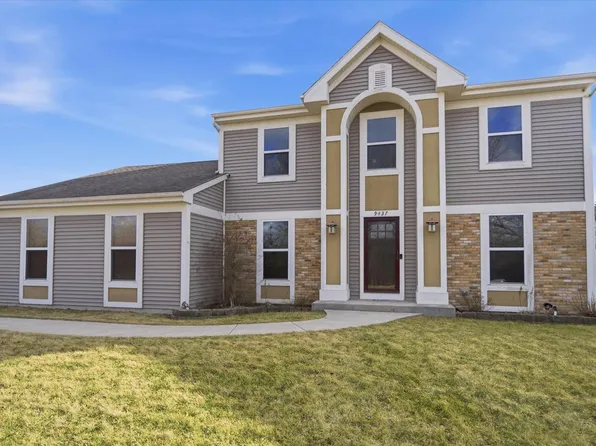 9437 West Greenwood TERRACE, Milwaukee, WI 53224