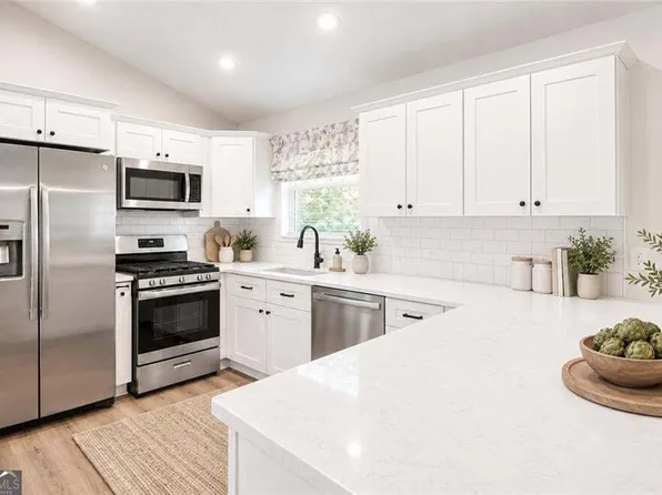 2426 Woodland Dr NW, Kennesaw, GA 30152