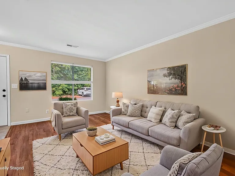6239 Lucille Dr — Photo 7