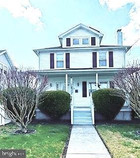 1st image of 8 Illinois Ave