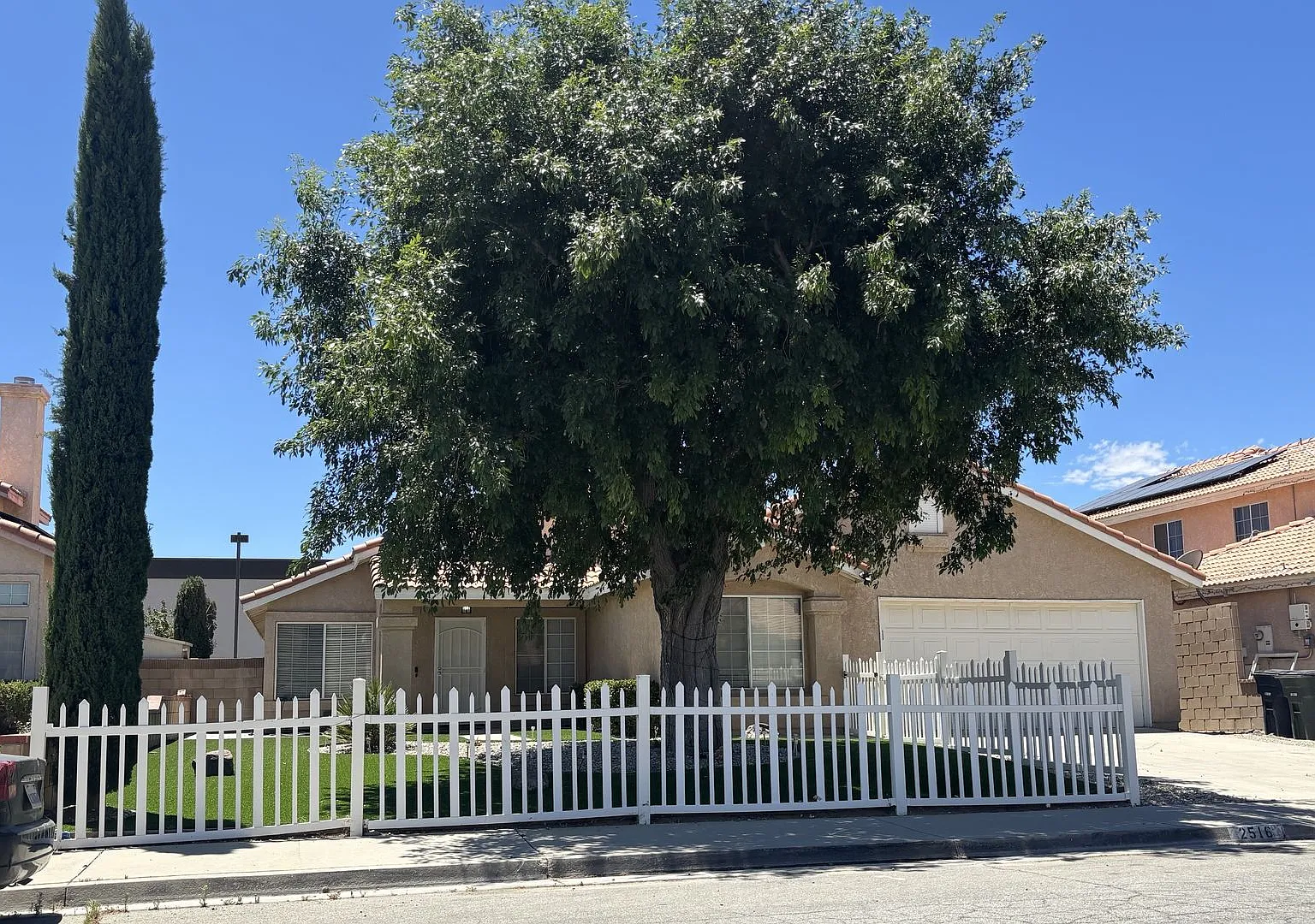 Reduced...Apply Now! — Photo 1