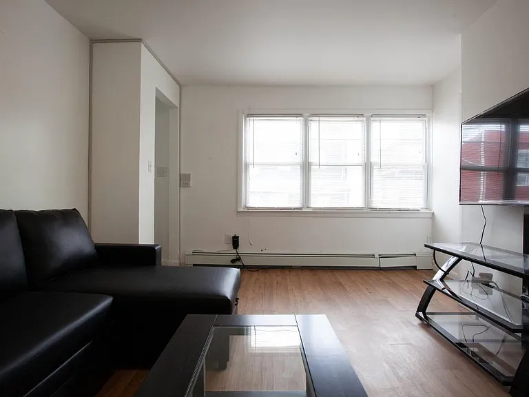 173 New York Ave #4 — Photo 8