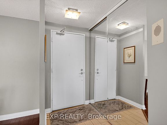 4th image of 1171 Ambleside Dr #2009