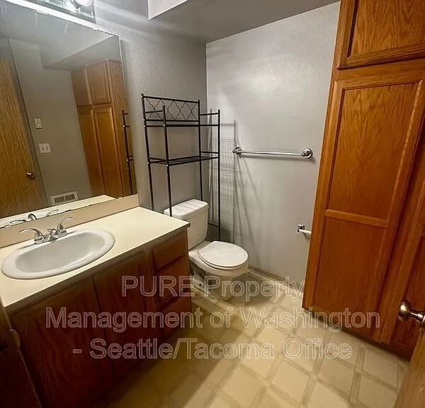702 119th St S #B — Photo 4
