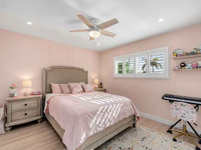 16229 Janine Dr — Photo 36