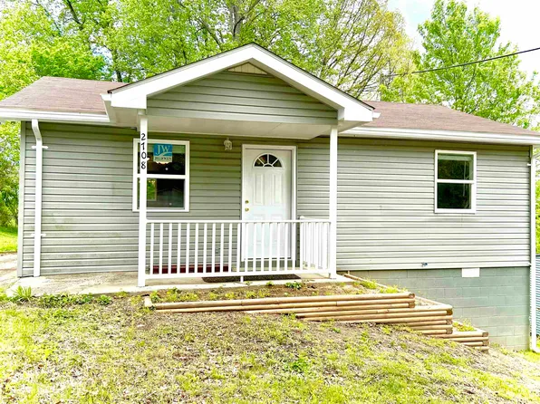2708 Farm Hill Dr, Flatwoods, KY 41139