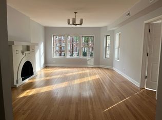 7524 S Essex Ave APT 1, Chicago, IL 60649