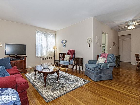 3rd image of 2310 Ocean Pkwy APT 2I