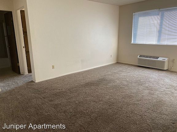 2nd image of 490 9th St NE APT 27