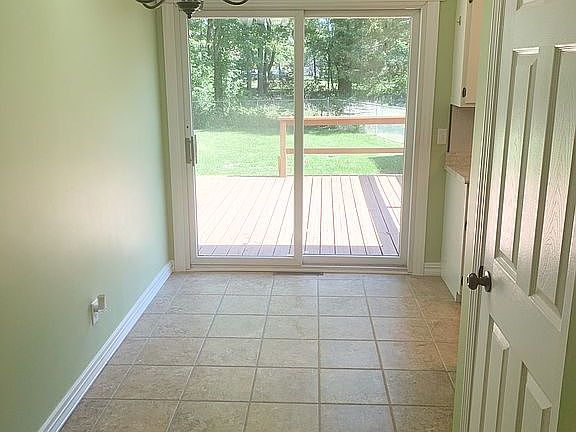 3rd image of 4115 Shreve Dr