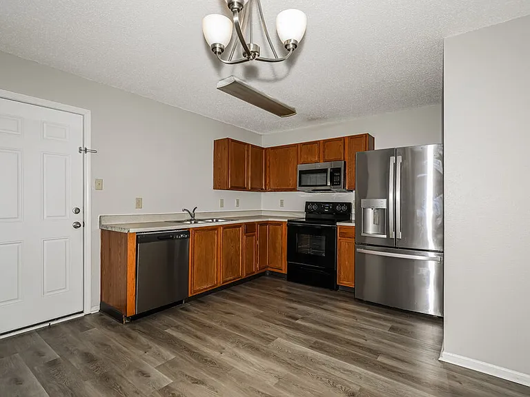 3015 Redland Ln — Photo 9